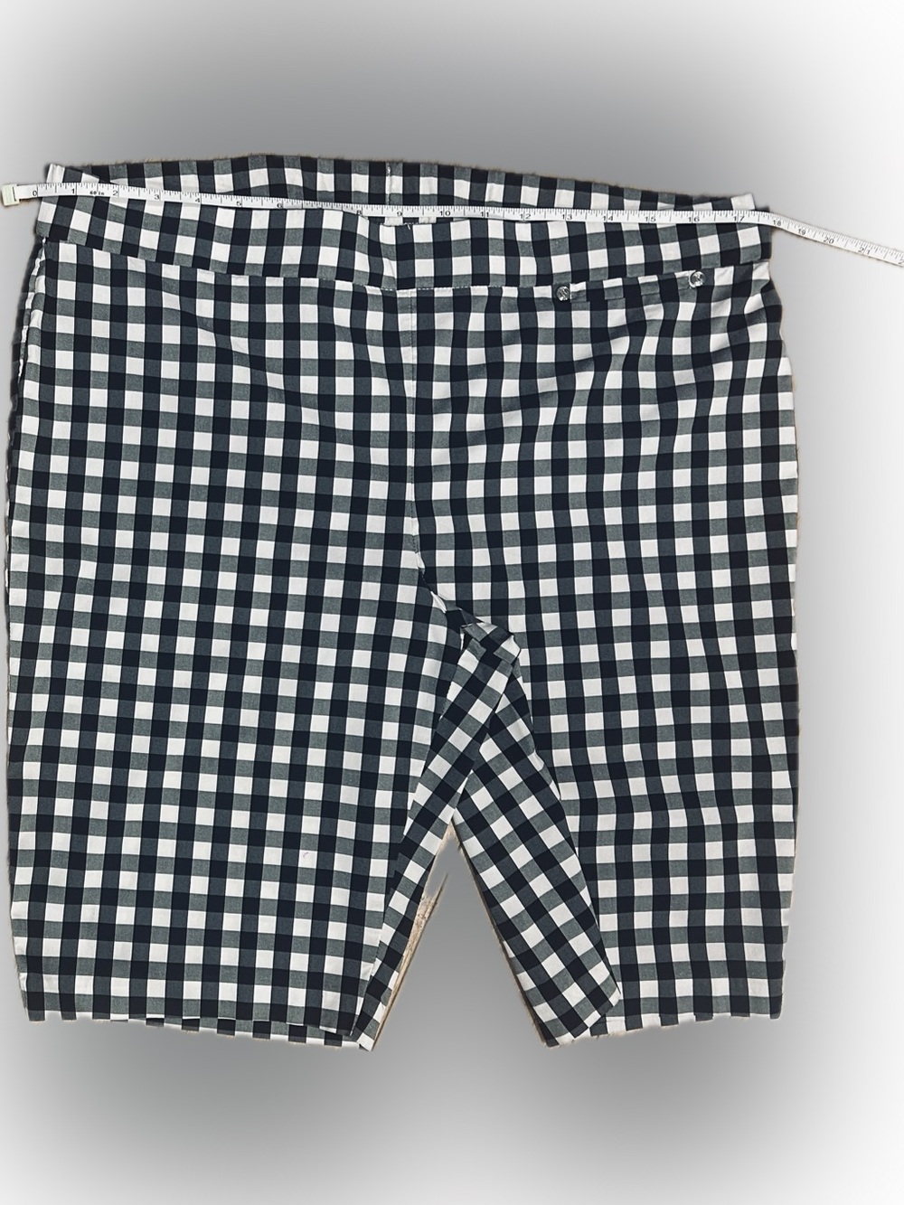 EUC Rafaella SZ 16 Black/white gingham bermuda pull on shorts/waist 36”-40” - Picture 5 of 7